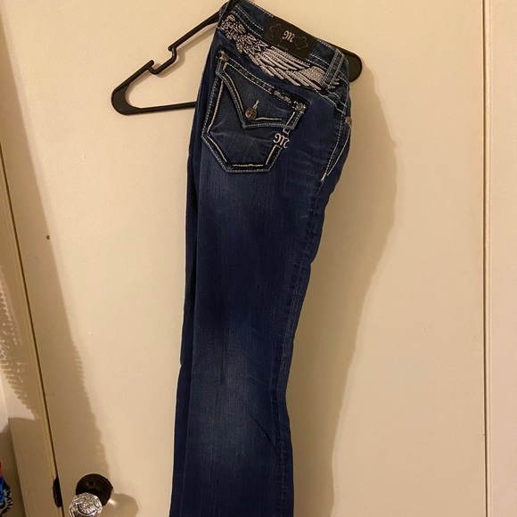 Miss Me Jeans - Picture 2 of 3